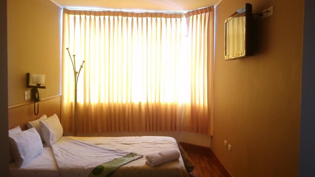Hospedaje Oasis Chiclayo Chambre photo