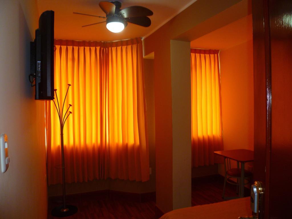 Hospedaje Oasis Chiclayo Extérieur photo