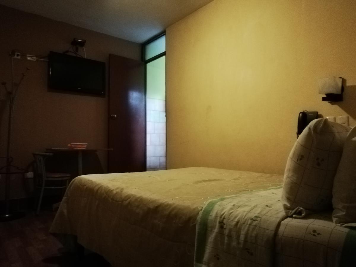 Hospedaje Oasis Chiclayo Extérieur photo